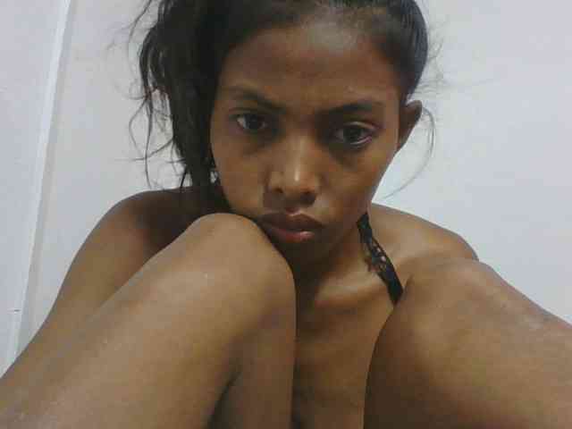 Layah7 webcam