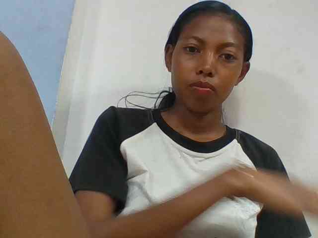 Layah7 webcam