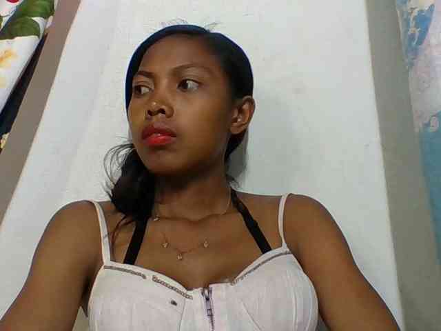 Layah7 webcam
