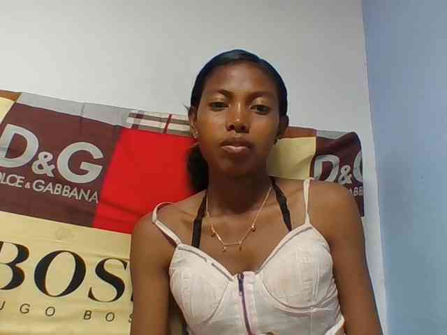 Layah7 webcam