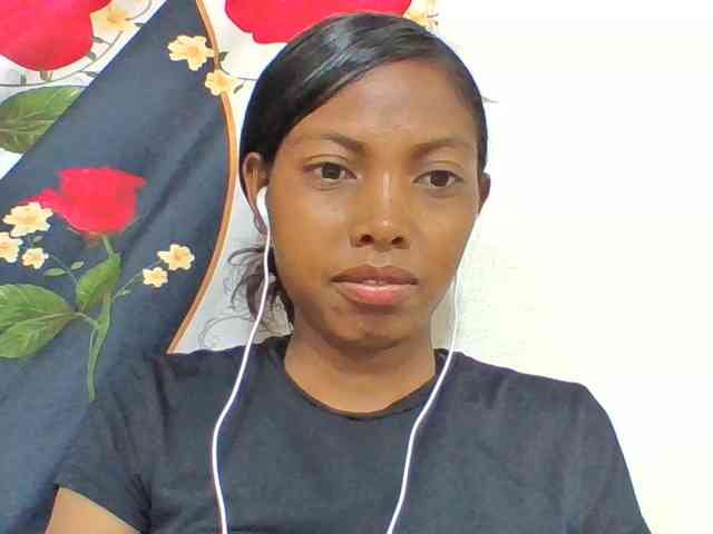 Layah7 webcam