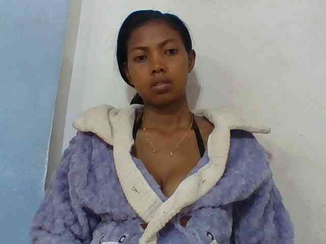 Layah7 webcam