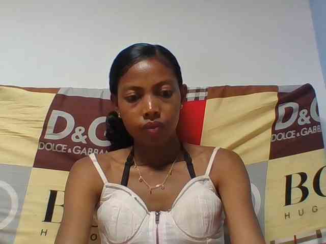 Layah7 webcam
