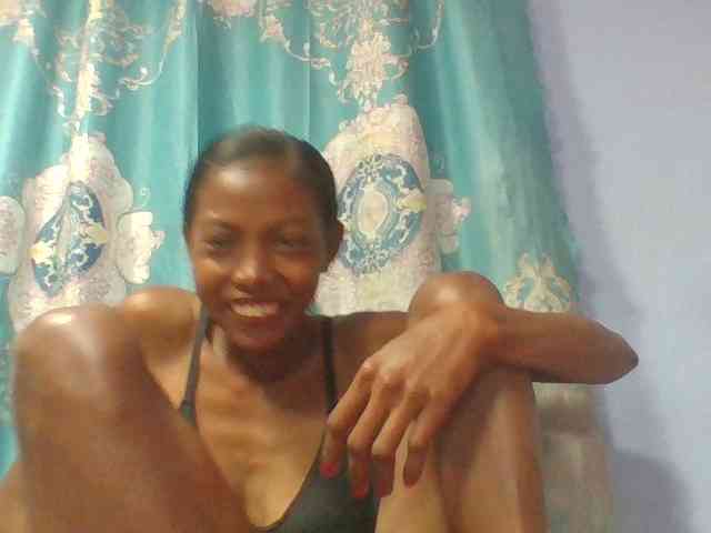 Layah7 webcam