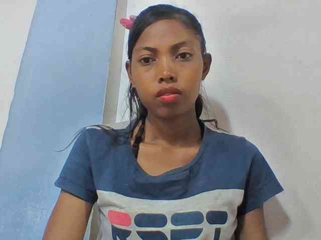 Layah7 webcam