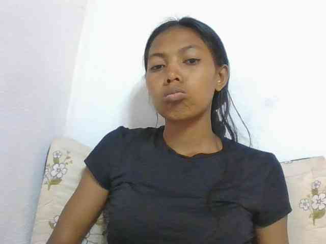 Layah7