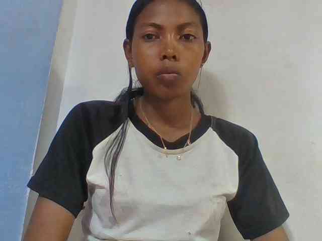 Layah7 webcam
