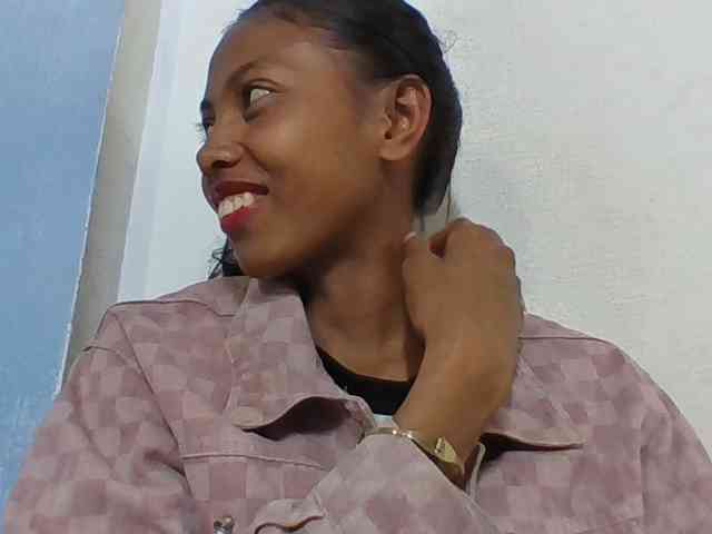 Layah7 webcam