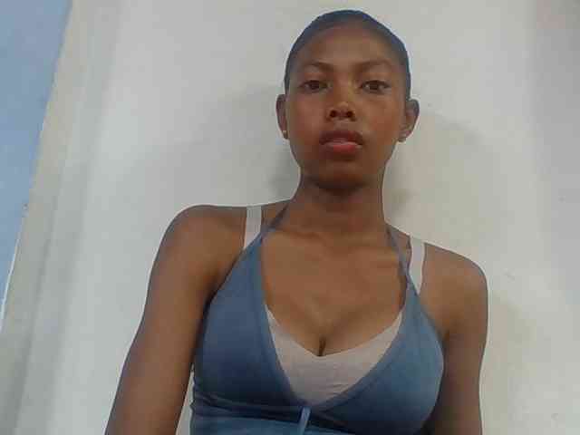Layah7 webcam