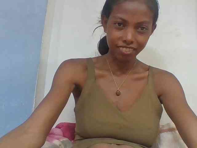Layah7 webcam