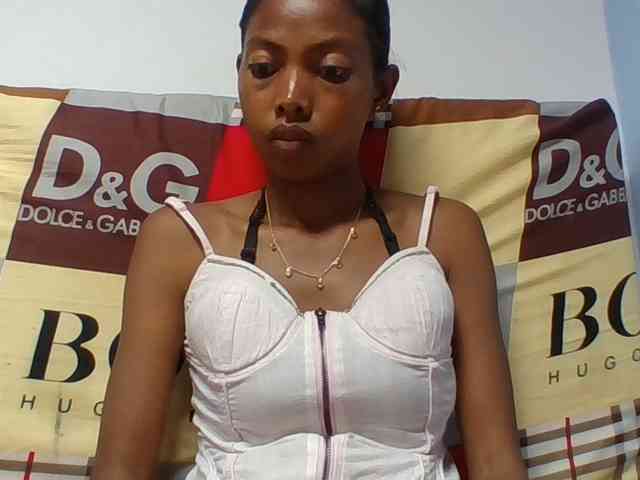 Layah7 webcam