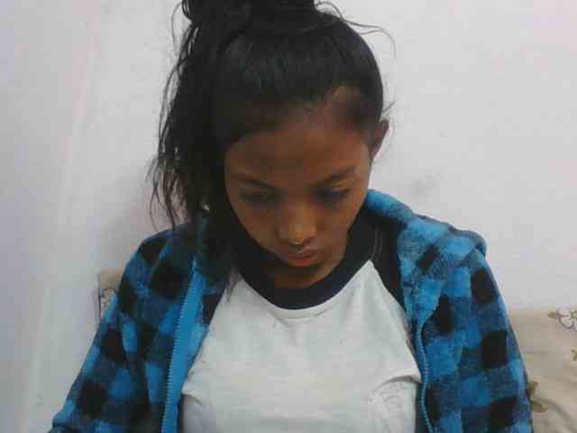 Layah7