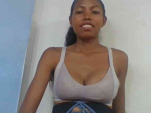 Layah7 webcam