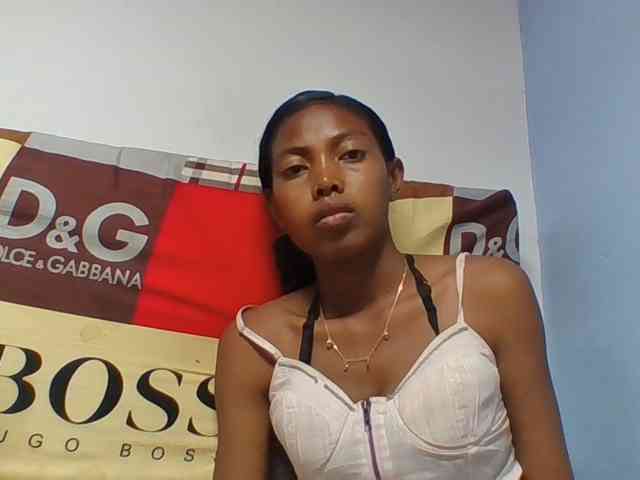 Layah7 webcam