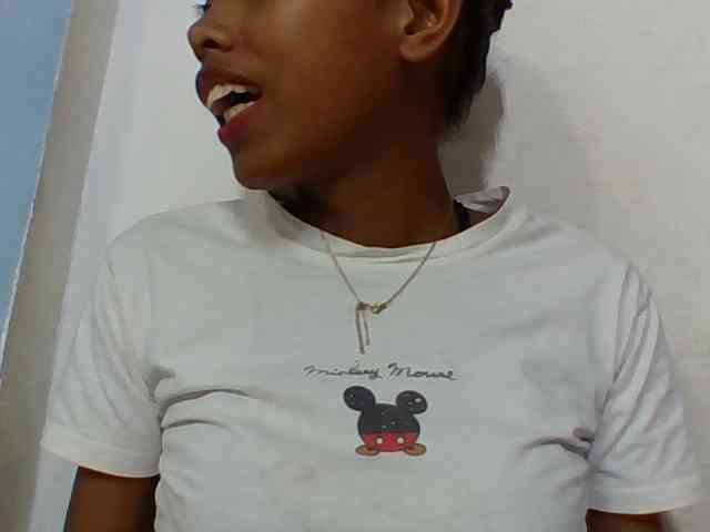 Layah7