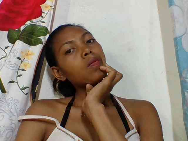Layah7 webcam