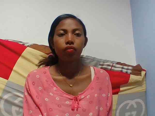Layah7 webcam