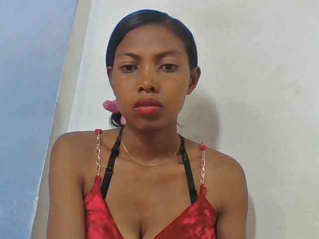 Layah7 webcam