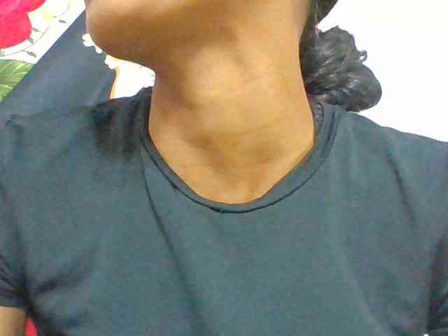 Layah7 webcam