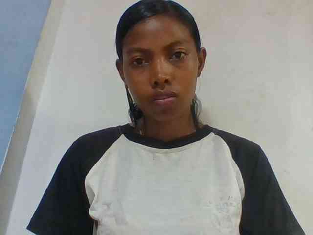 Layah7 webcam