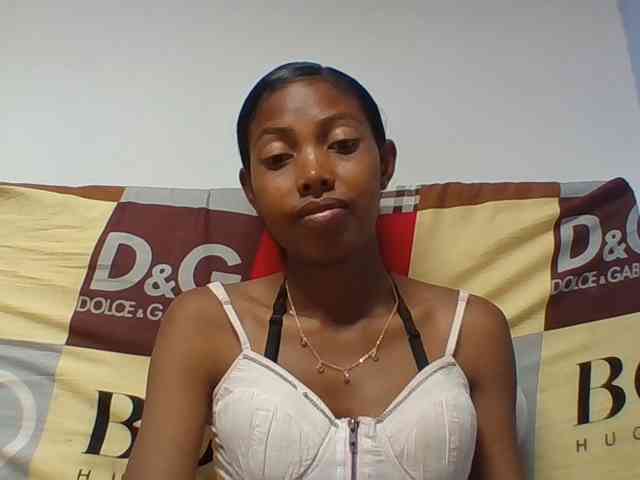 Layah7 webcam