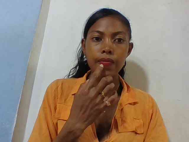 Layah7 webcam
