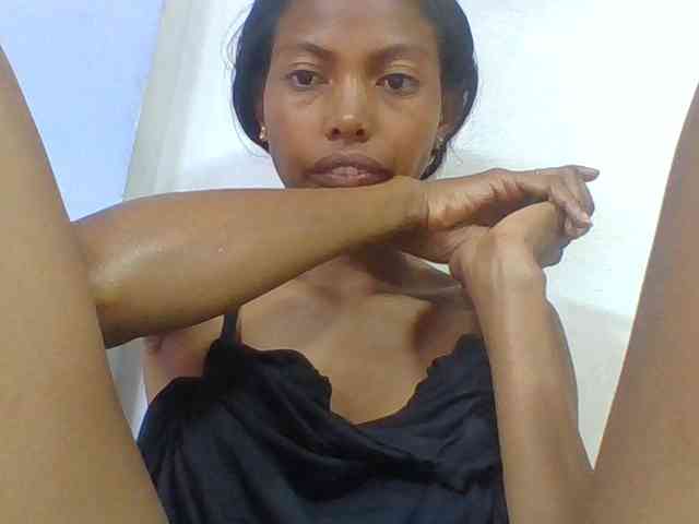 Layah7 webcam