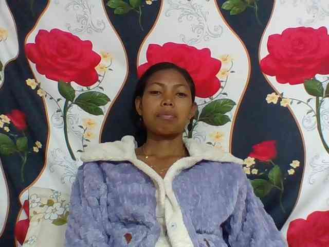 Layah7 webcam