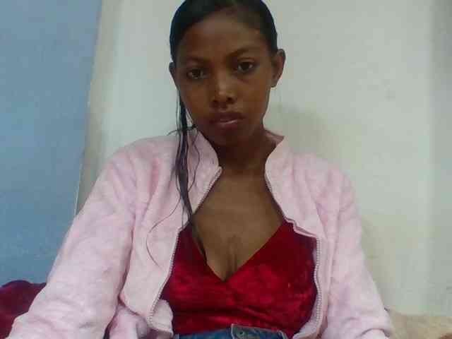 Layah7 webcam