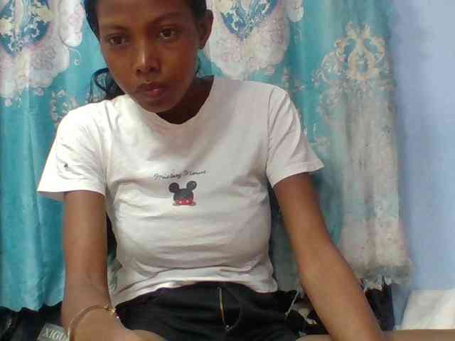 Layah7
