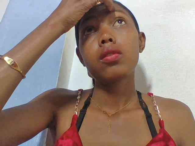 Layah7 webcam