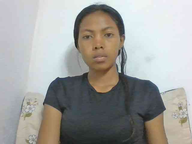 Layah7