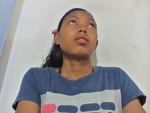 Layah7 webcam