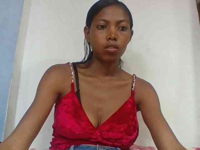 Layah7 webcam