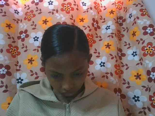 Layah7