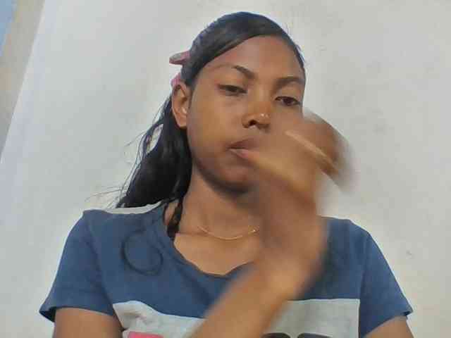 Layah7