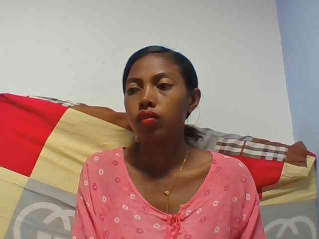 Layah7 webcam