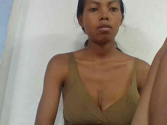 Layah7 webcam
