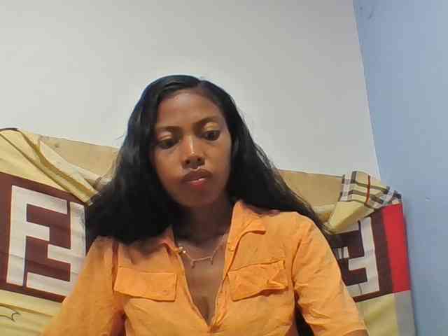 Layah7 webcam