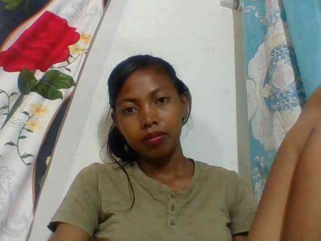 Layah7