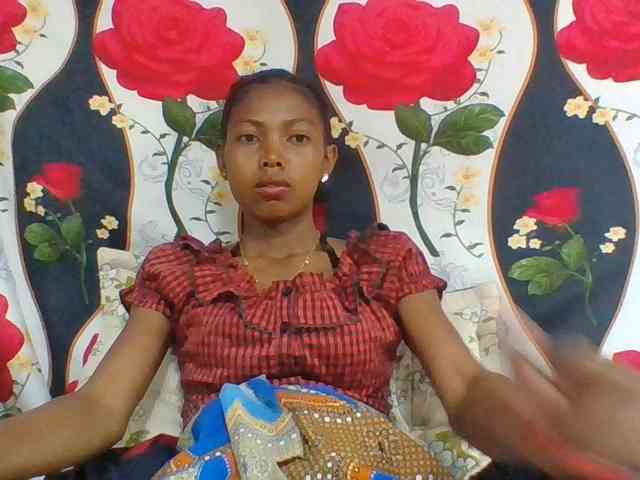 Layah7 webcam