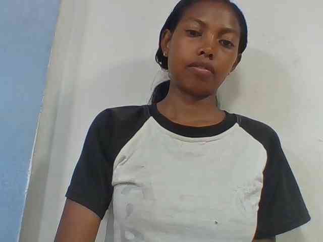 Layah7 webcam