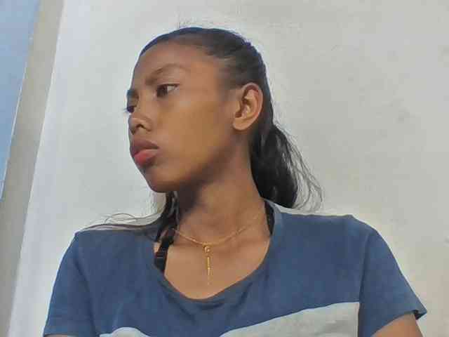 Layah7 webcam