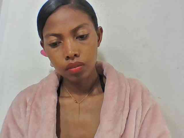 Layah7 webcam