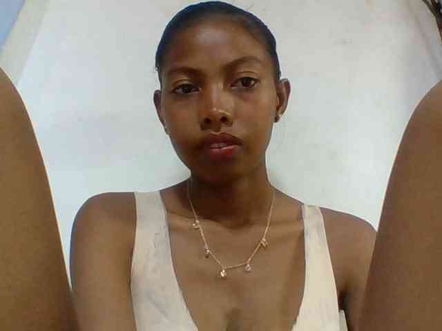 Layah7 webcam