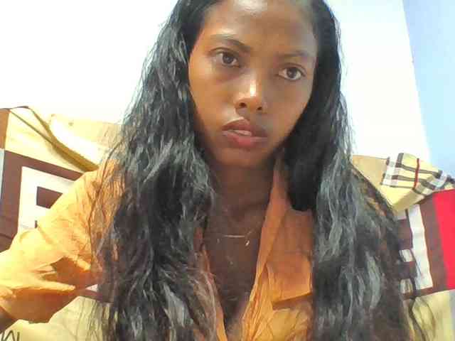 Layah7 webcam