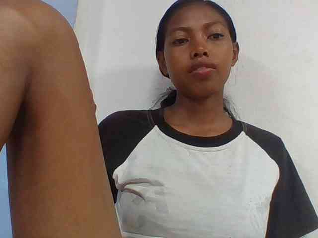 Layah7 webcam