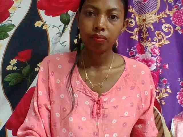 Layah7 webcam