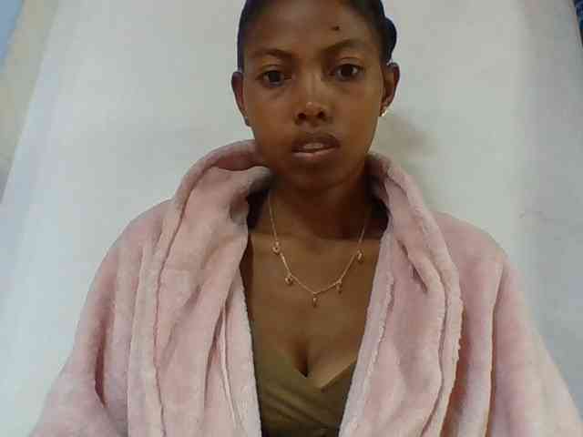 Layah7 webcam