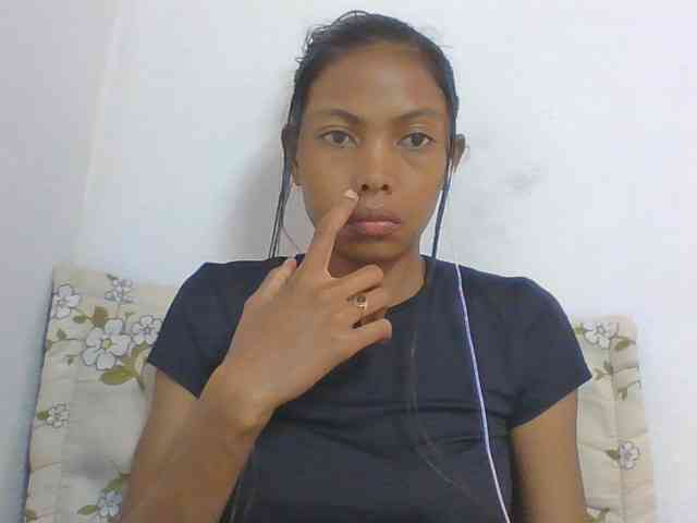 Layah7